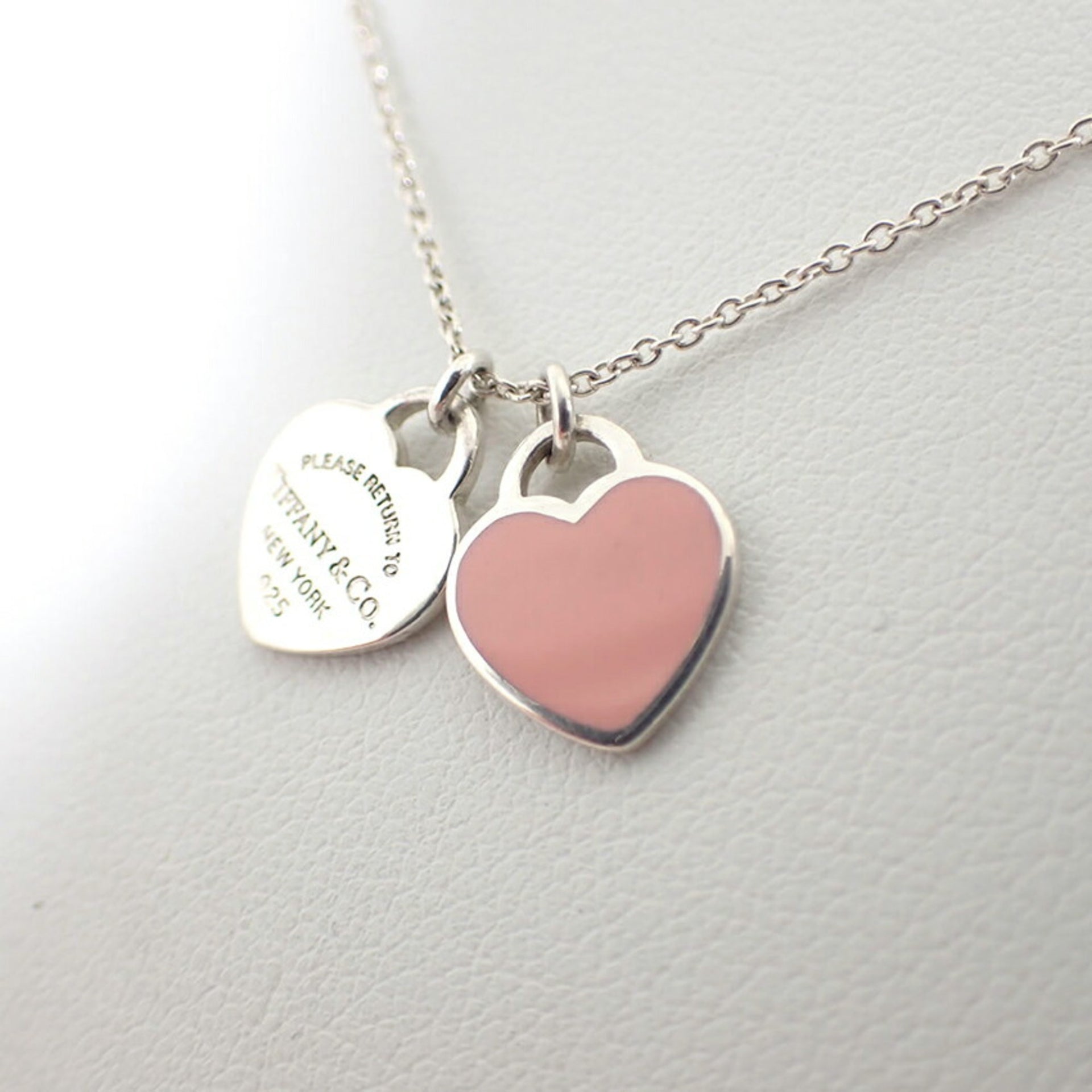 TIFFANY & Co. 925 roze geëmailleerde Return to Tiffany-hanger met label en dubbel hart 7