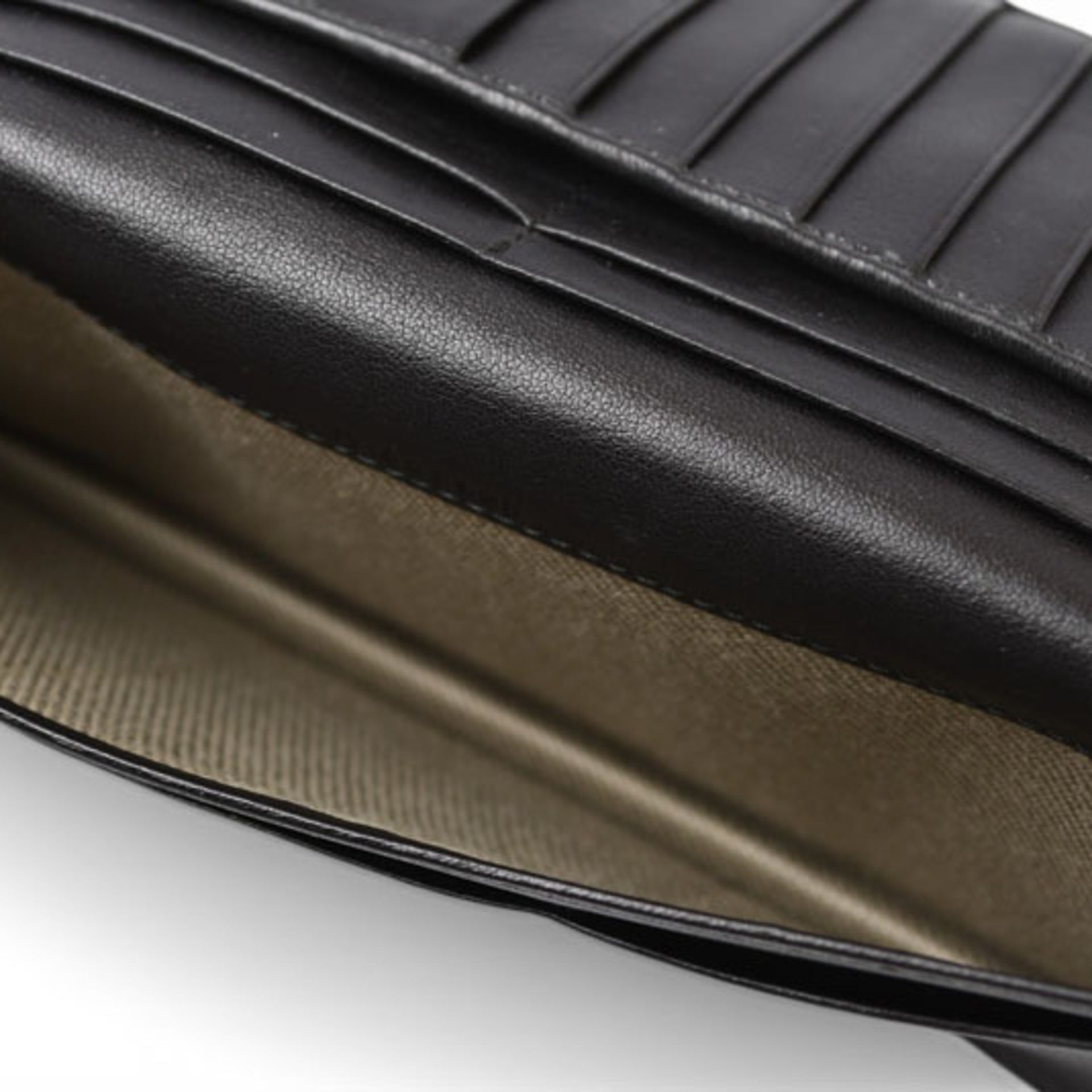 Salvatore Ferragamo Long Wallet 20