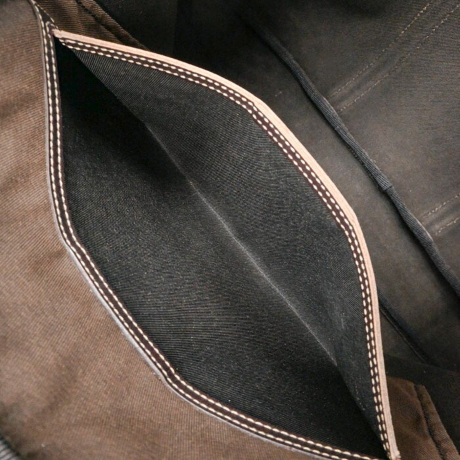 GUCCI GG Supreme bag for men 15